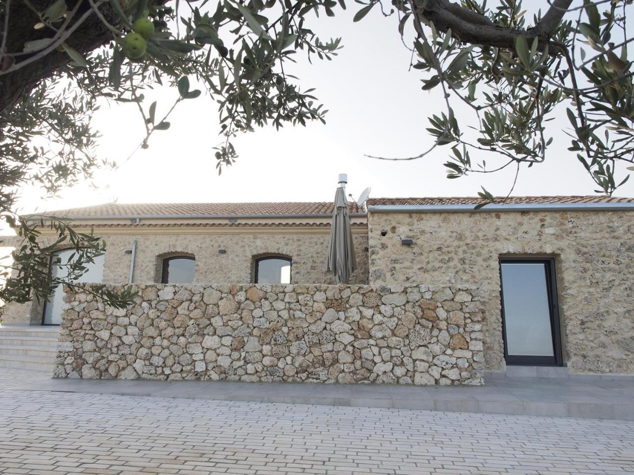 La Foresteria Di Golden Grapes Naro Kültér fotó